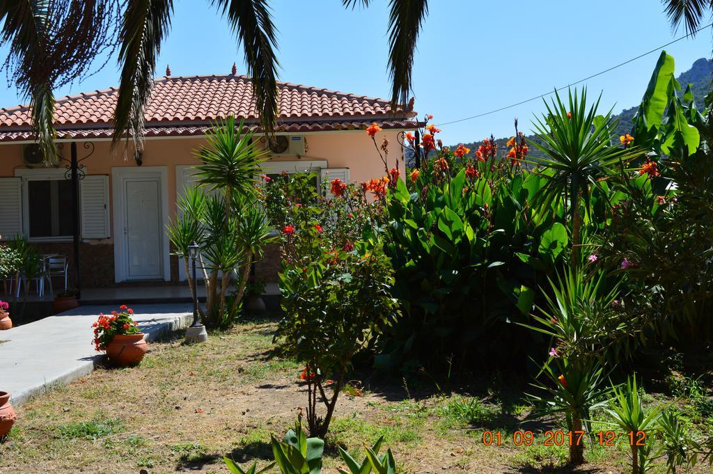 Garden View Apartments Ánaxosz Kültér fotó